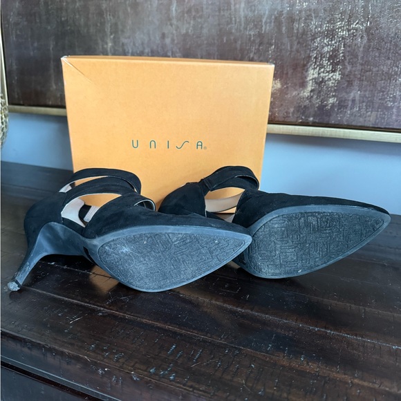 Unisa strap heels - black suede - Size 10 - Picture 4 of 4
